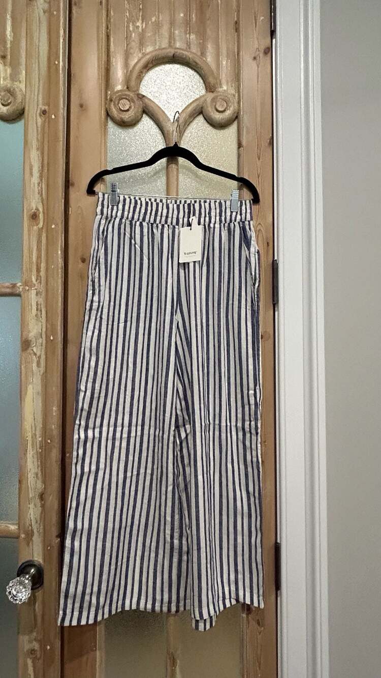 B.Young Crop Pants Size 36 EU (US 4) Blue White Stripe Linen Blend